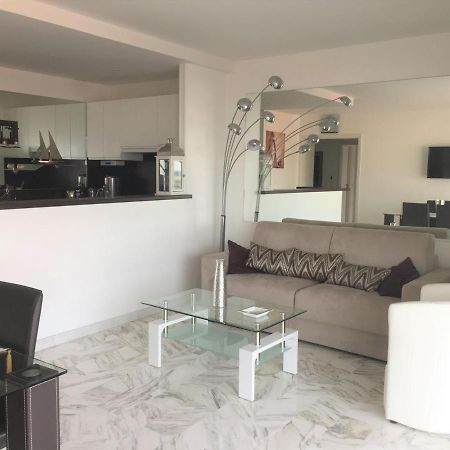 Appartement F3 Vue Mer Et Croisette Cannes Zewnętrze zdjęcie